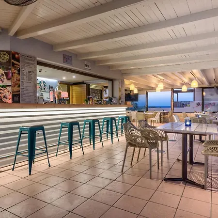 Aparthotel Ida Village 3*